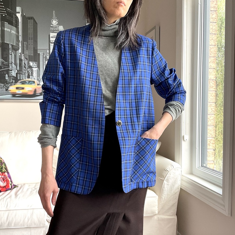 Vintage plaid collarless blazer